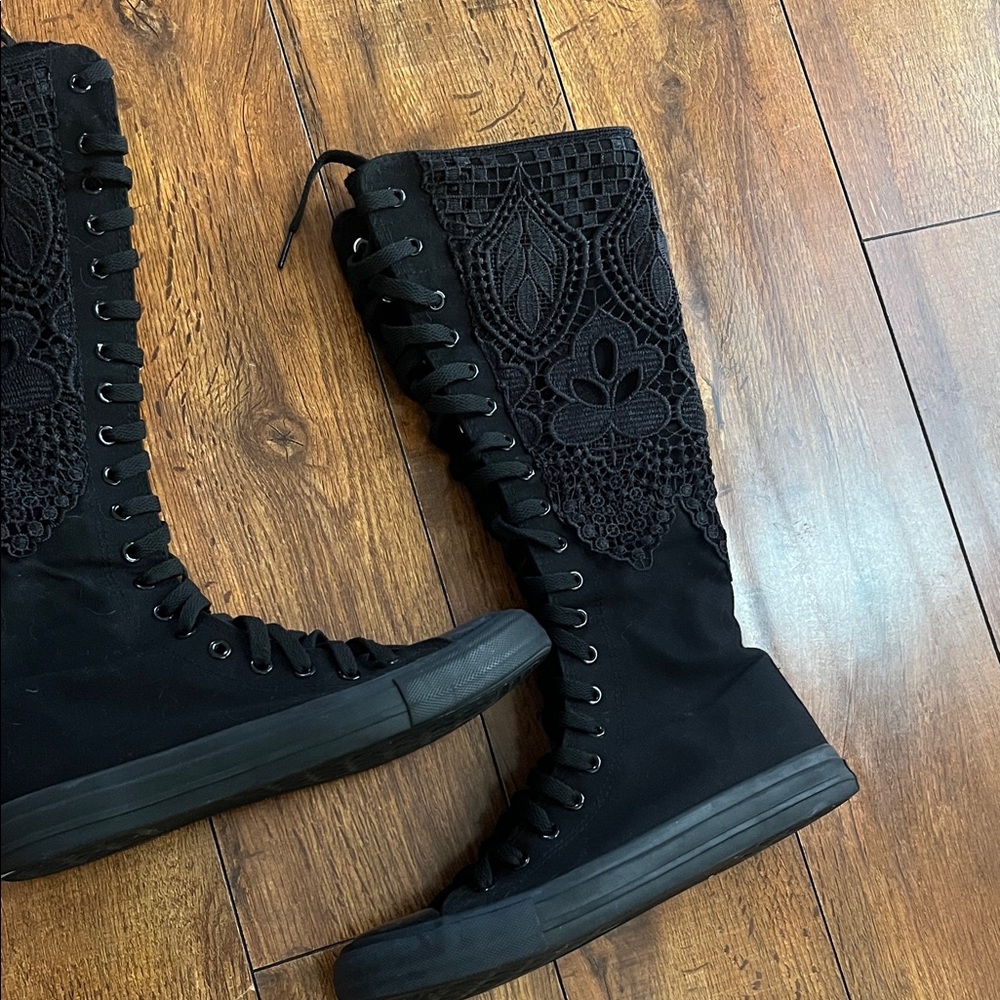 Black Lace-Up Boots with Intricate Design - Picture 2 of 6
